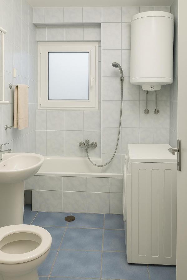 Slika 6 - Trosoban, 86m2, Novi Sad centar Novi Sad, sa terasom, ima lift