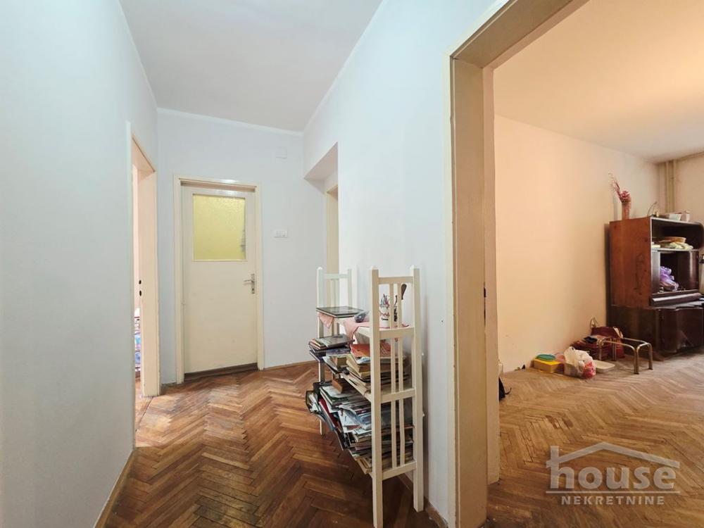 Slika 4 - Stan,NOVI SAD,CENTAR,kv: 69.00, € 182500, ID: 1064431