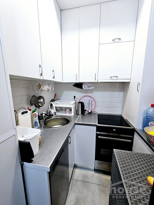 Slika 3 - Stan,NOVI SAD,ADICE,kv: 40.00, € 92700, ID: 1064514