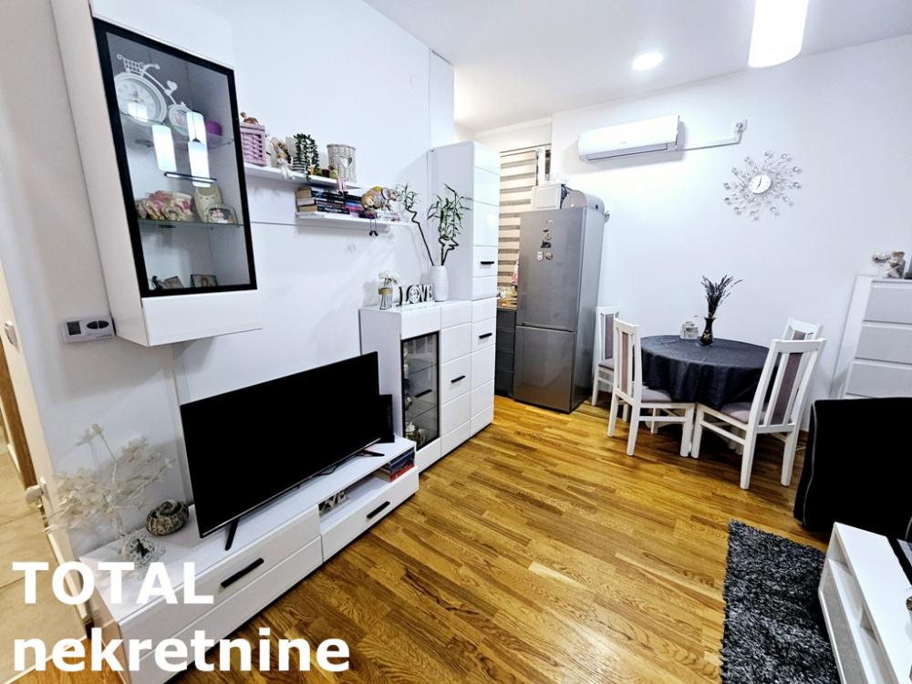 Slika 2 - Stan,NOVI SAD,ADICE,kv: 40.00, € 92700, ID: 1101362