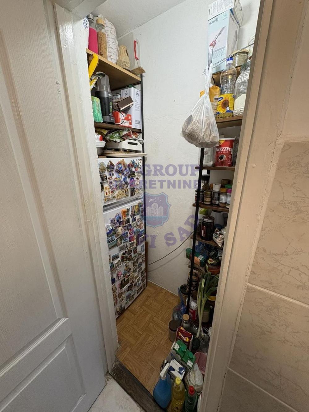 Slika 2 - Prodaje se stan na Limanu 1