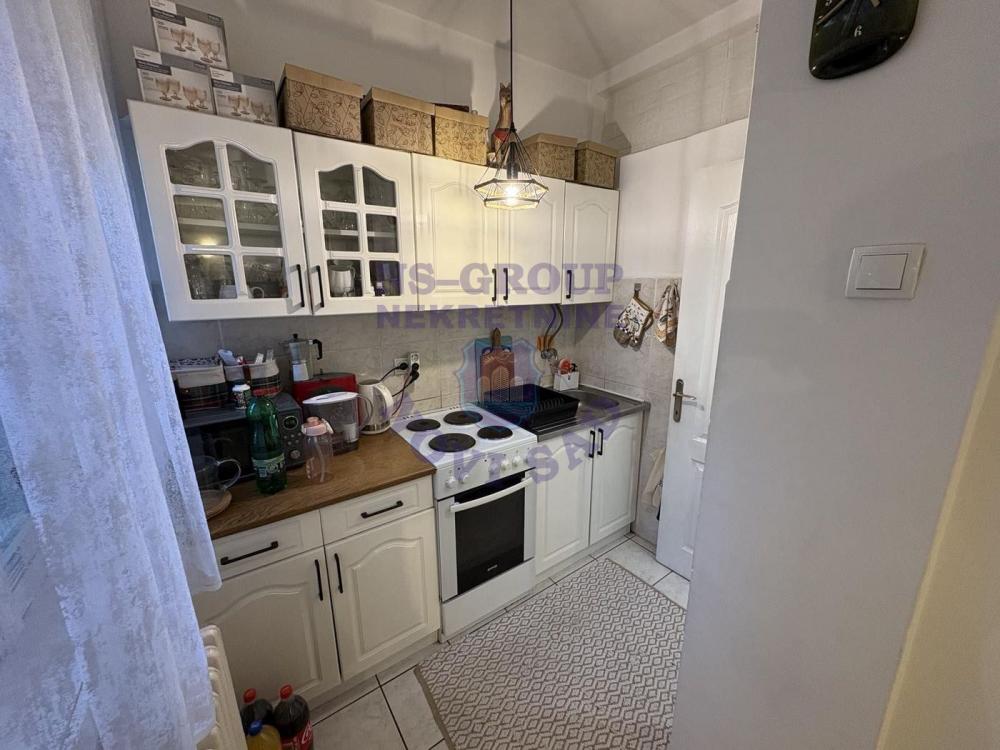 Slika 3 - Prodaje se stan na Limanu 1