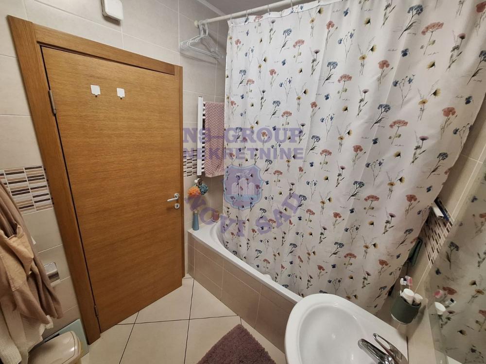 Slika 5 - Odličan trosoban stan na Bulevaru oslobođenja!