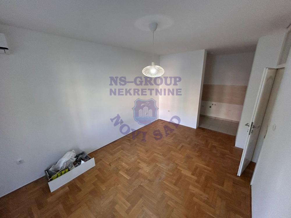 Slika 1 - Odličan dvosoban stan na TOP lokaciji!