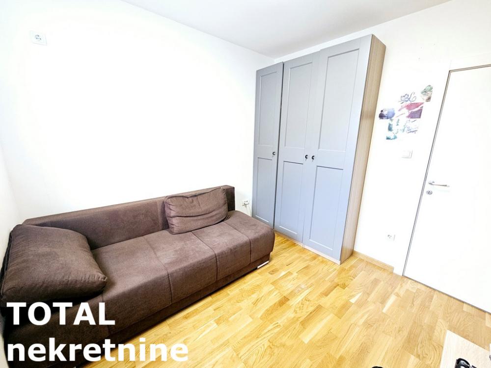 Slika 8 - Stan,NOVI SAD,ADICE,kv: 75.00, € 149350, ID: 1101337