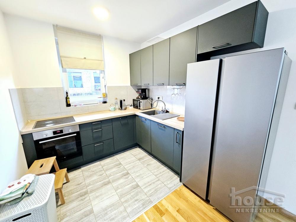 Slika 10 - Stan,NOVI SAD,ADICE,kv: 75.00, € 149350, ID: 1064489