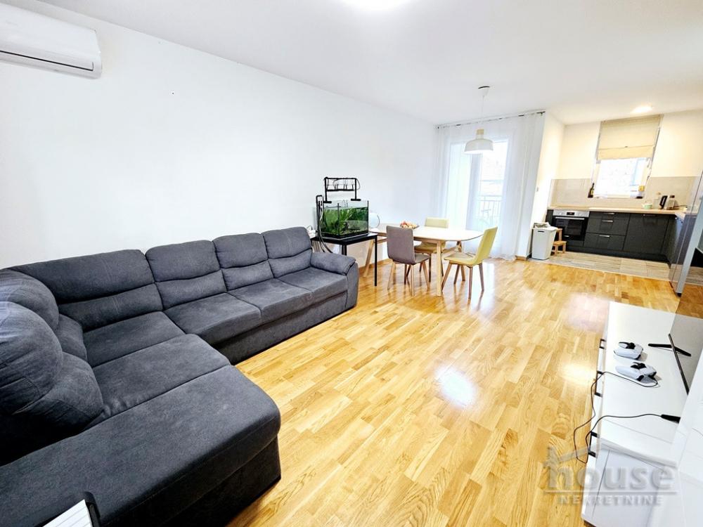 Slika 1 - Stan,NOVI SAD,ADICE,kv: 75.00, € 149350, ID: 1064489