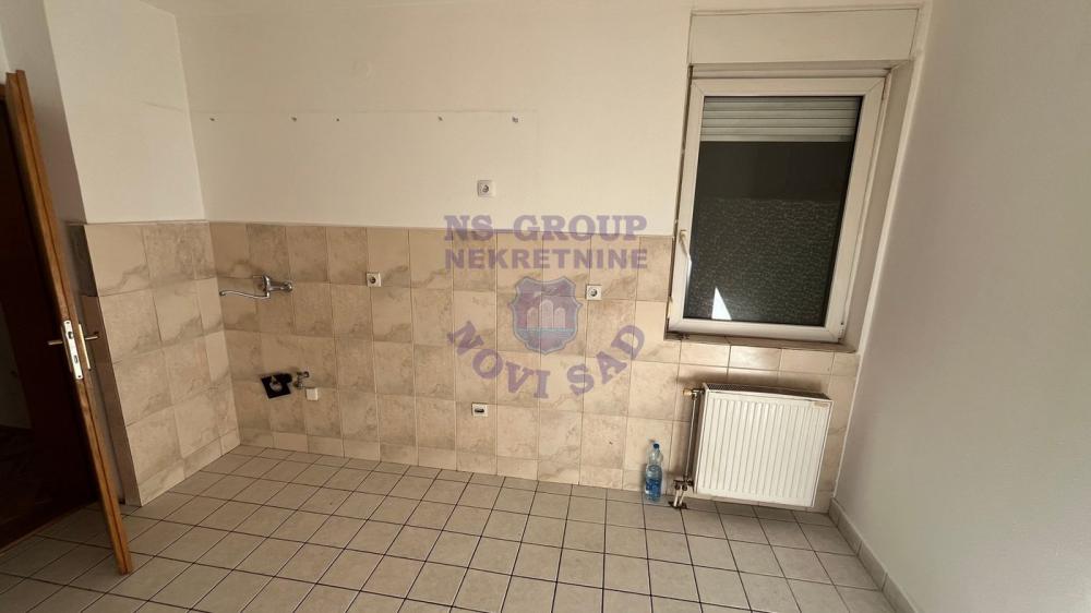 Slika 2 - Komforan dvosoban stan na Novoj Detelinari!