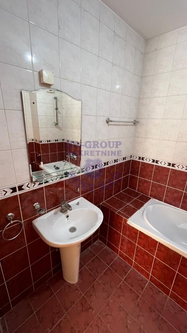 Slika 7 - Komforan dvosoban stan na Novoj Detelinari!