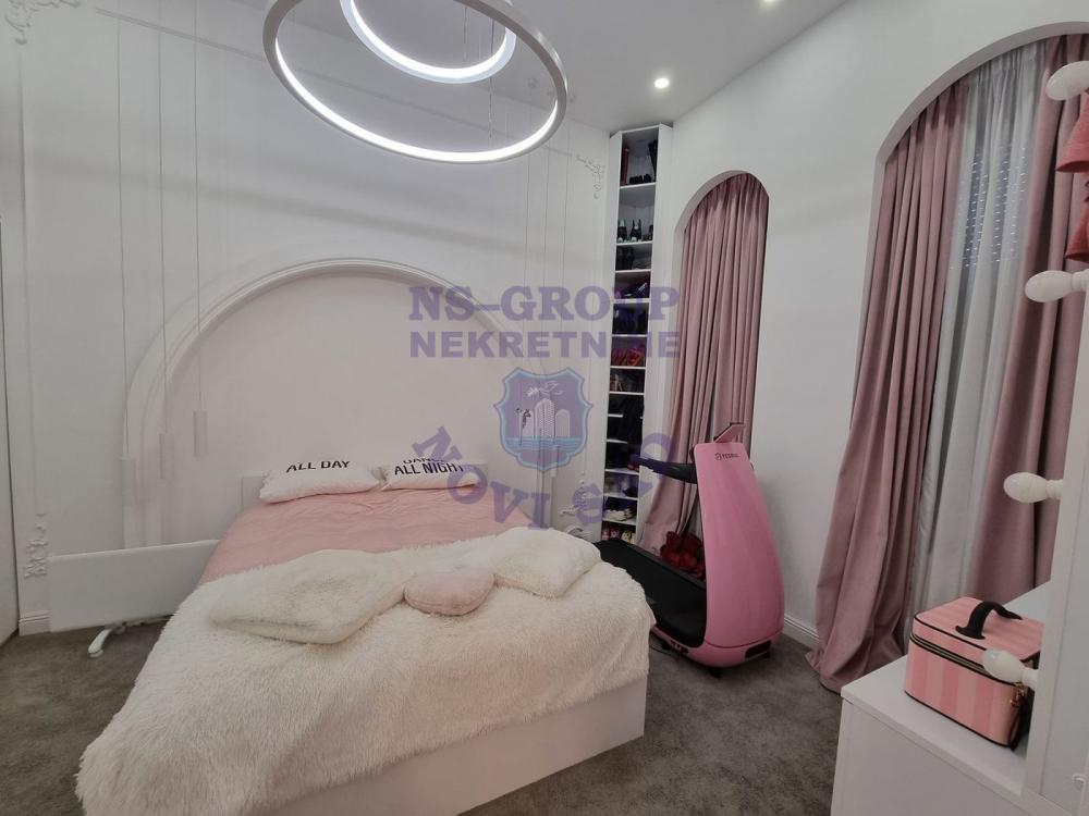 Slika 4 - Trosoban, 104m2, Novi Sad centar Novi Sad, sa terasom