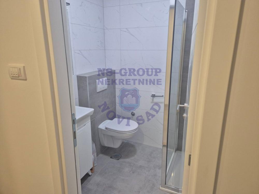 Slika 6 - Kompletno namešten jednoiposoban stan u novoj zgradi!