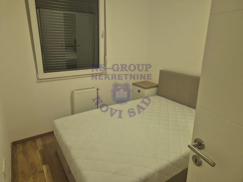 Slika 4 - Kompletno namešten jednoiposoban stan u novoj zgradi!