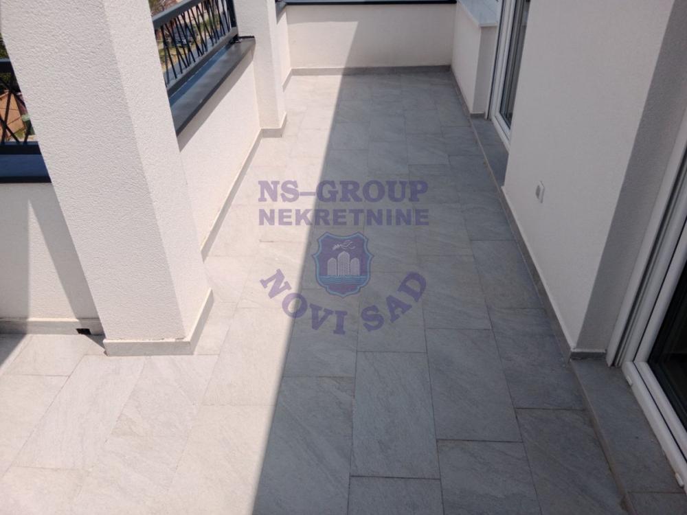 Slika 3 - Dvosoban, 51m2, Bulevar patrijarha Pavla (Somborski bulevar) Novi Sad, sa terasom