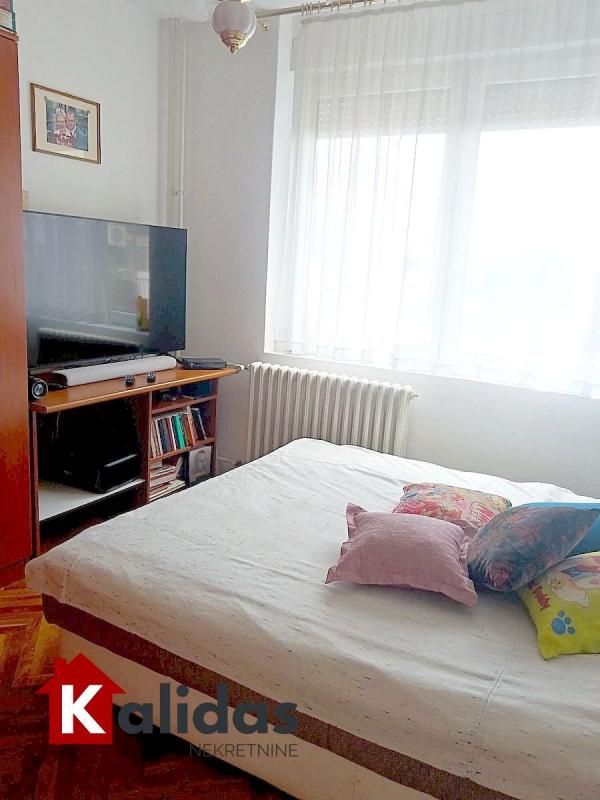 Slika 5 - Stan,NOVI SAD,PODBARA,kv: 48, € 123600, ID: 1008184