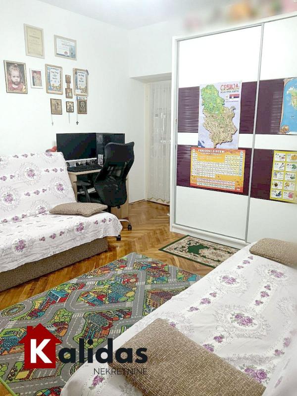 Slika 2 - Stan,NOVI SAD,PODBARA,kv: 48, € 123600, ID: 1008184