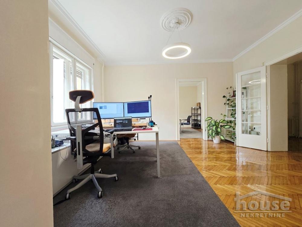 Slika 2 - Stan,NOVI SAD,CENTAR,kv: 130.00, € 390000, ID: 1064535