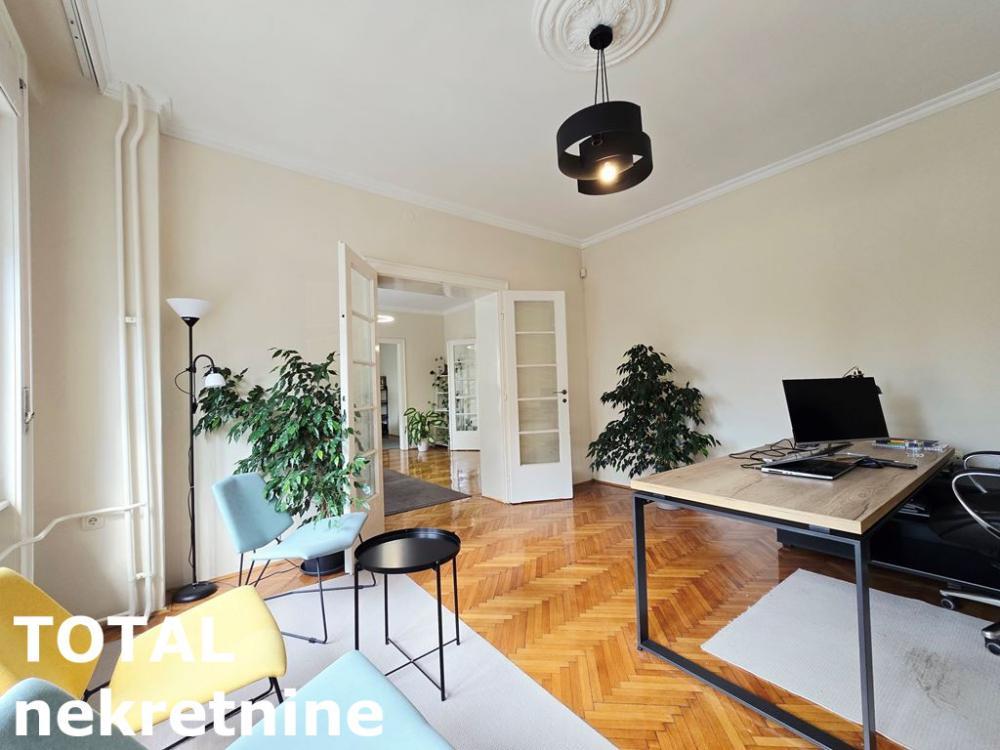 Glavna slika -Stan,NOVI SAD,CENTAR,kv: 130.00, € 390000, ID: 1101383