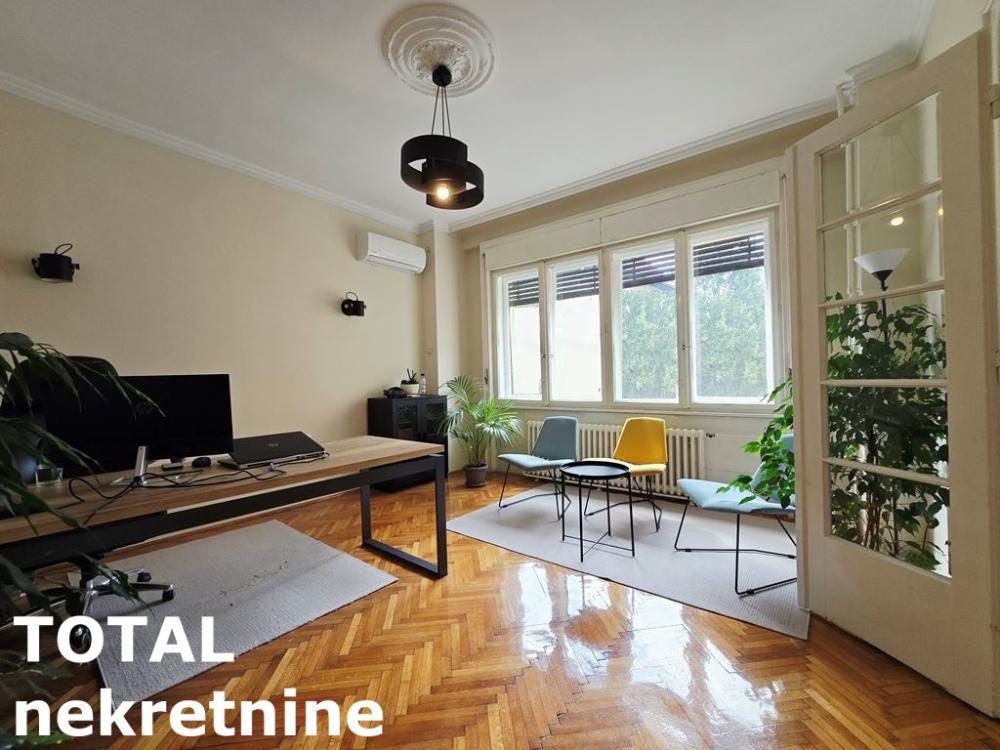 Slika 8 - Stan,NOVI SAD,CENTAR,kv: 130.00, € 390000, ID: 1101383