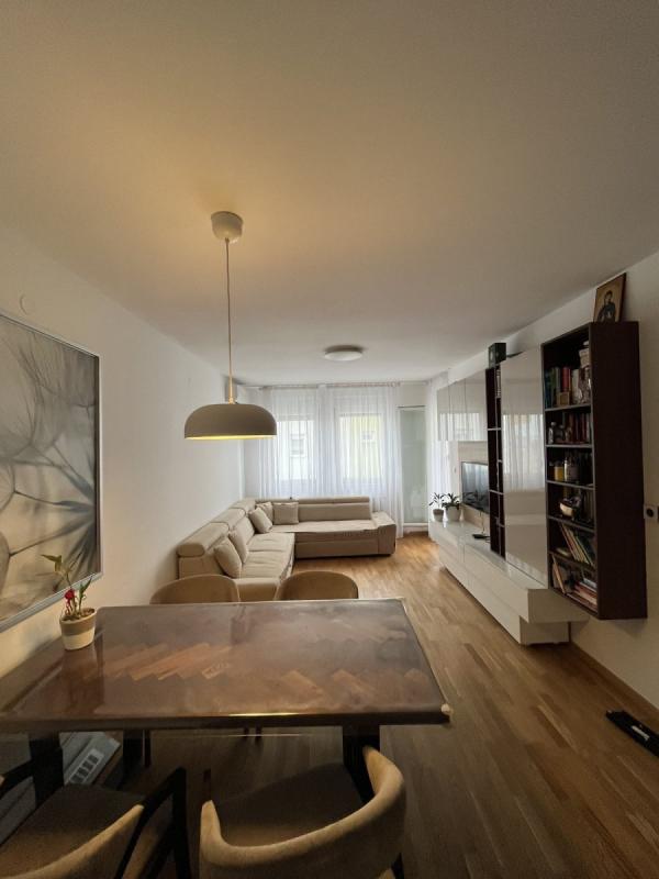 Slika 1 - Stan,NOVI SAD,ŠIRI CENTAR,kv: 63.00, € 206000, ID: 1057195