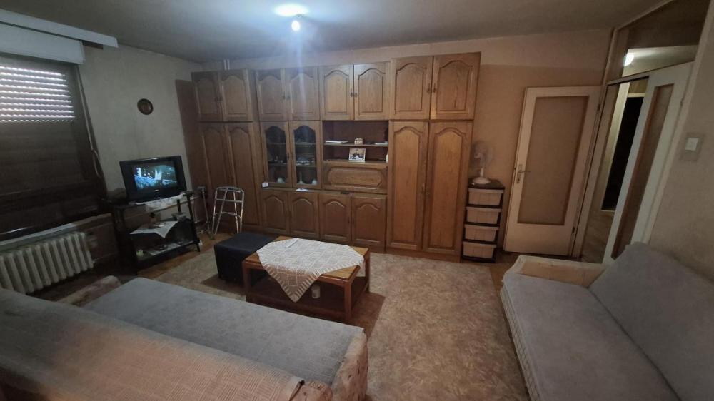 Slika 1 - Trosoban stan 78m Bulevar oslobođenja