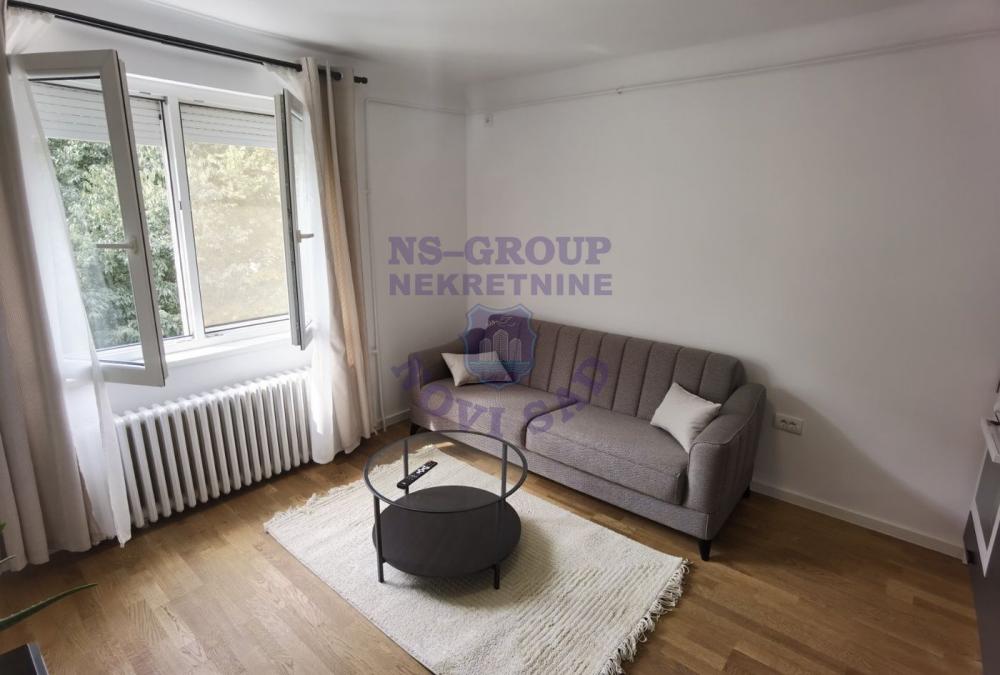 Slika 1 - Kompletno renovirana i nameštena garsonjera!