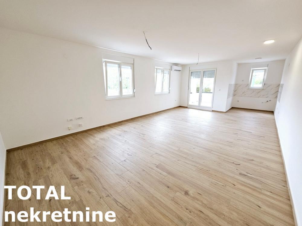 Slika 1 - Stan,NOVI SAD,ADICE,kv: 108.00, € 183550, ID: 1101391