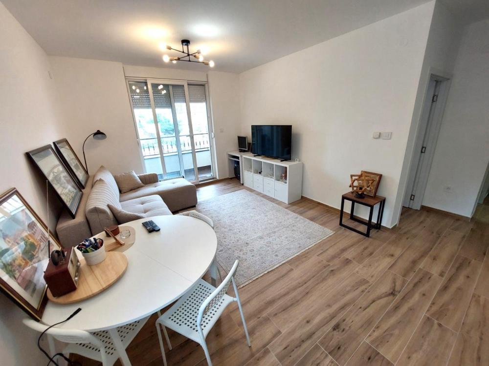 Slika 2 - Stan,NOVI SAD,TELEP,kv: 44, € 123600, ID: 1019246