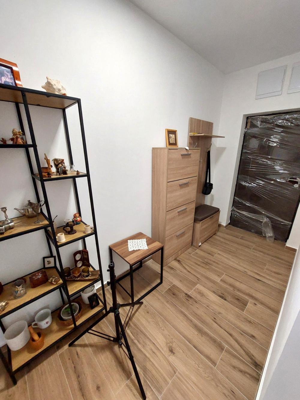 Slika 5 - Stan,NOVI SAD,TELEP,kv: 44, € 123600, ID: 1019246