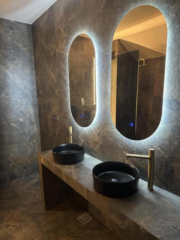 Glavna slika -Renoviran stan kod Železničke stanice