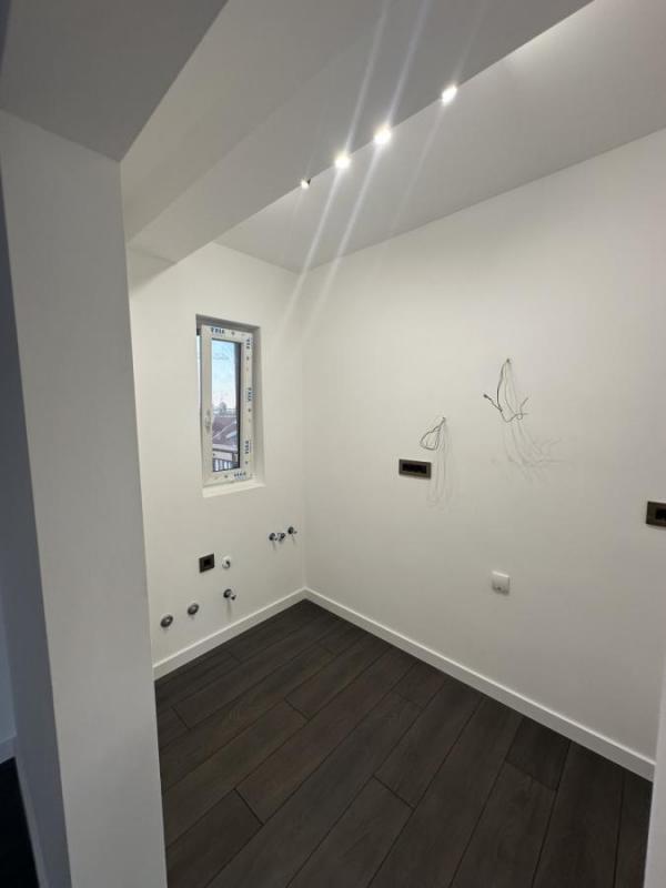 Slika 8 - Renoviran stan kod Železničke stanice