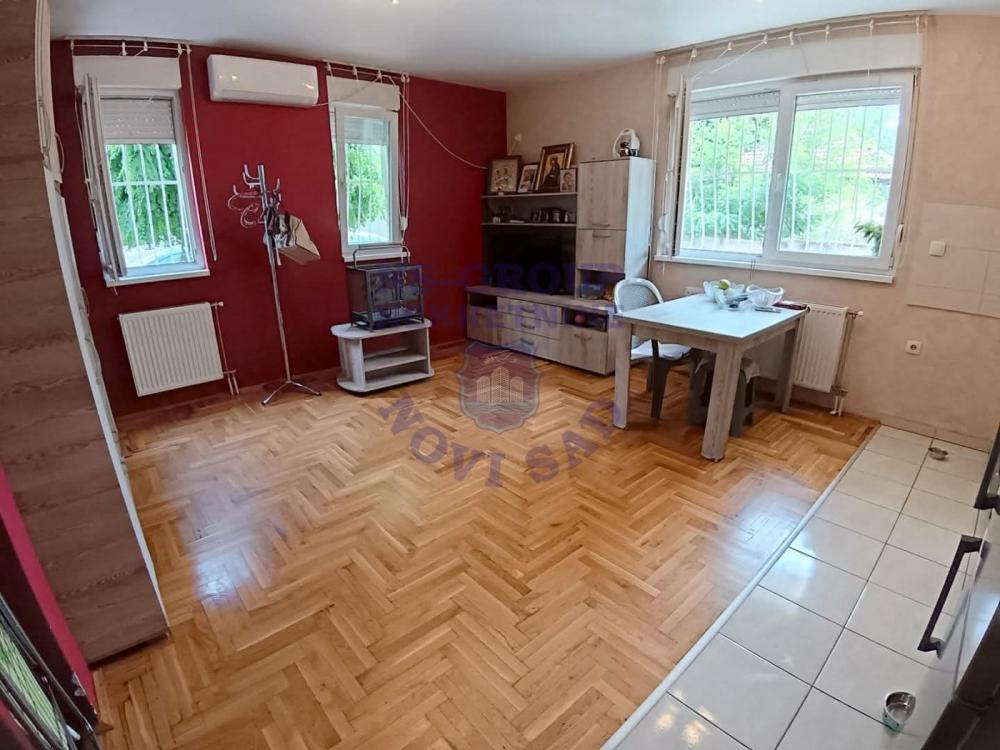 Slika 1 - Odličan dvoiposoban stan na Bulevaru Evrope!