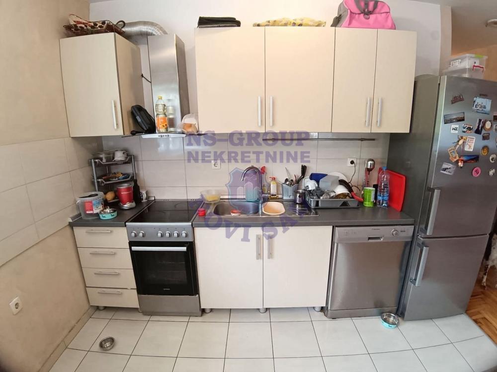 Slika 2 - Odličan dvoiposoban stan na Bulevaru Evrope!