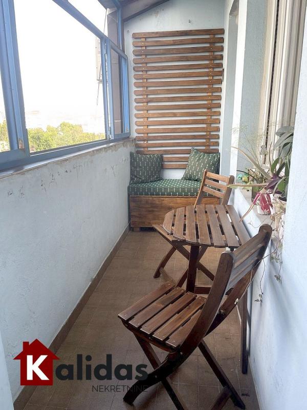 Slika 9 - Stan,NOVI SAD,BULEVAR,kv: 57, € 155500, ID: 1008188