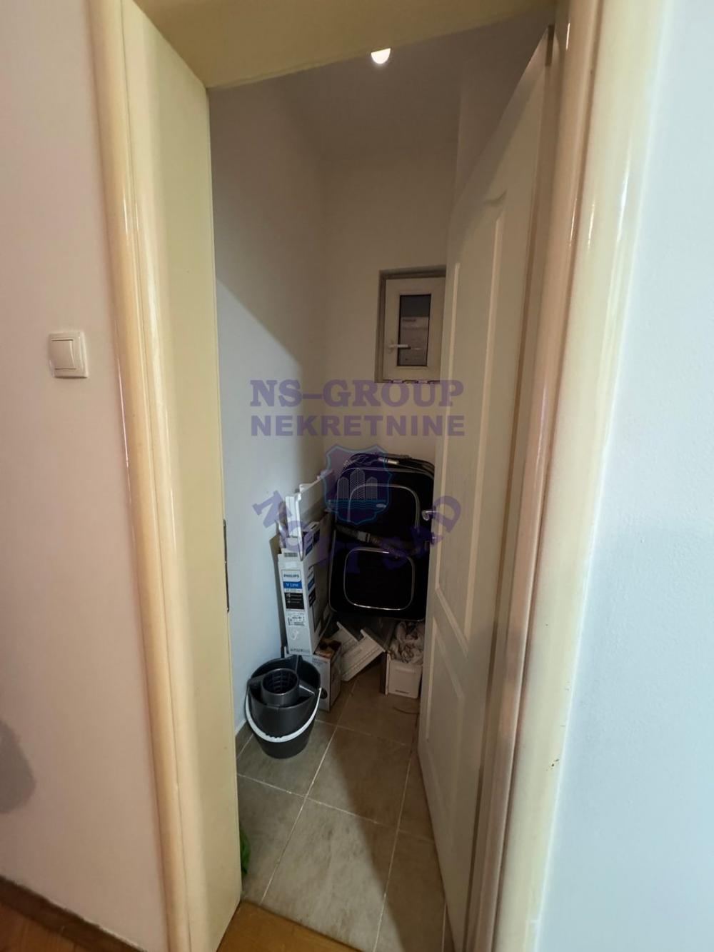 Slika 7 - Komforan trosoban stan na Novoj Detelinari!