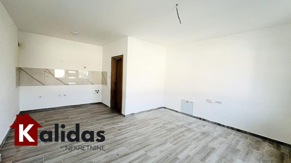 Glavna slika -Stan,NOVI SAD,ADICE,kv: 25, € 49440, ID: 1008108