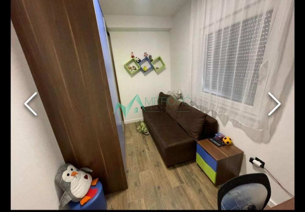 Slika 7 - Kompletno namešten stan sa parking mestom uključenim u cenu!