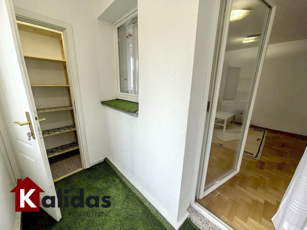 Slika 10 - Stan,NOVI SAD,NOVO NASELJE,kv: 36, € 99900, ID: 1008177