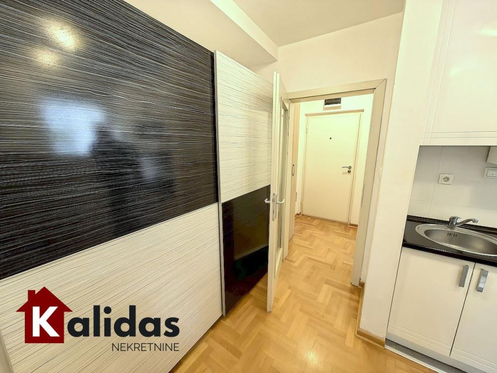 Slika 6 - Stan,NOVI SAD,NOVO NASELJE,kv: 36, € 99900, ID: 1008177