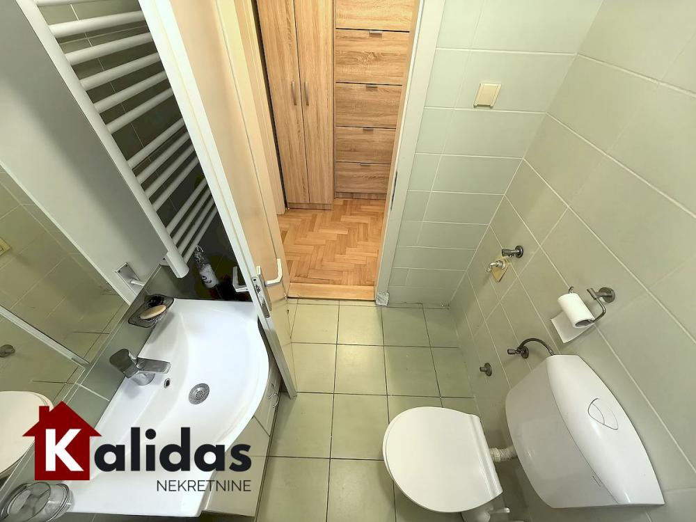 Slika 9 - Stan,NOVI SAD,NOVO NASELJE,kv: 36, € 99900, ID: 1008177