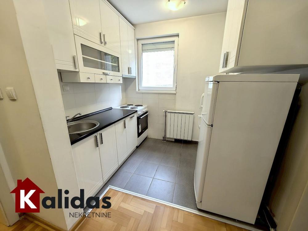 Slika 3 - Stan,NOVI SAD,NOVO NASELJE,kv: 36, € 99900, ID: 1008177