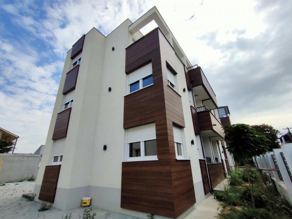 Glavna slika -Tri dvosobna stana u istom ulazu 48m 50m 51m Telep useljivo NOVO