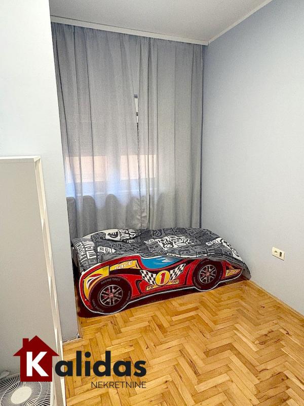 Slika 7 - Stan,NOVI SAD,TELEP,kv: 52, € 144200, ID: 1008181