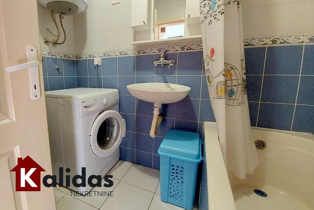 Slika 6 - Stan,NOVI SAD,SALAJKA,kv: 18, € 56000, ID: 1008197
