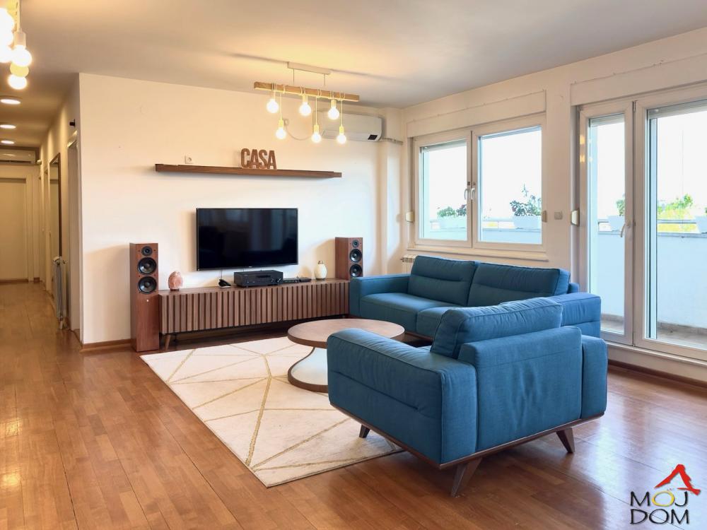 Slika 3 - Stan,NOVI SAD,CENTAR,kv: 112, € 391400, ID: 1031195