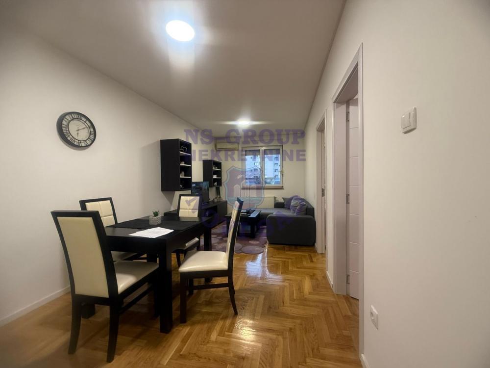 Glavna slika -555902-Dvoiposoban-56m2-Socijalno