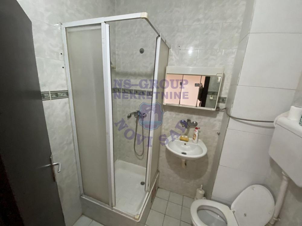 Slika 1 - Prodaja stana, 20m2, Ćirpanova Novi Sad, ima lift