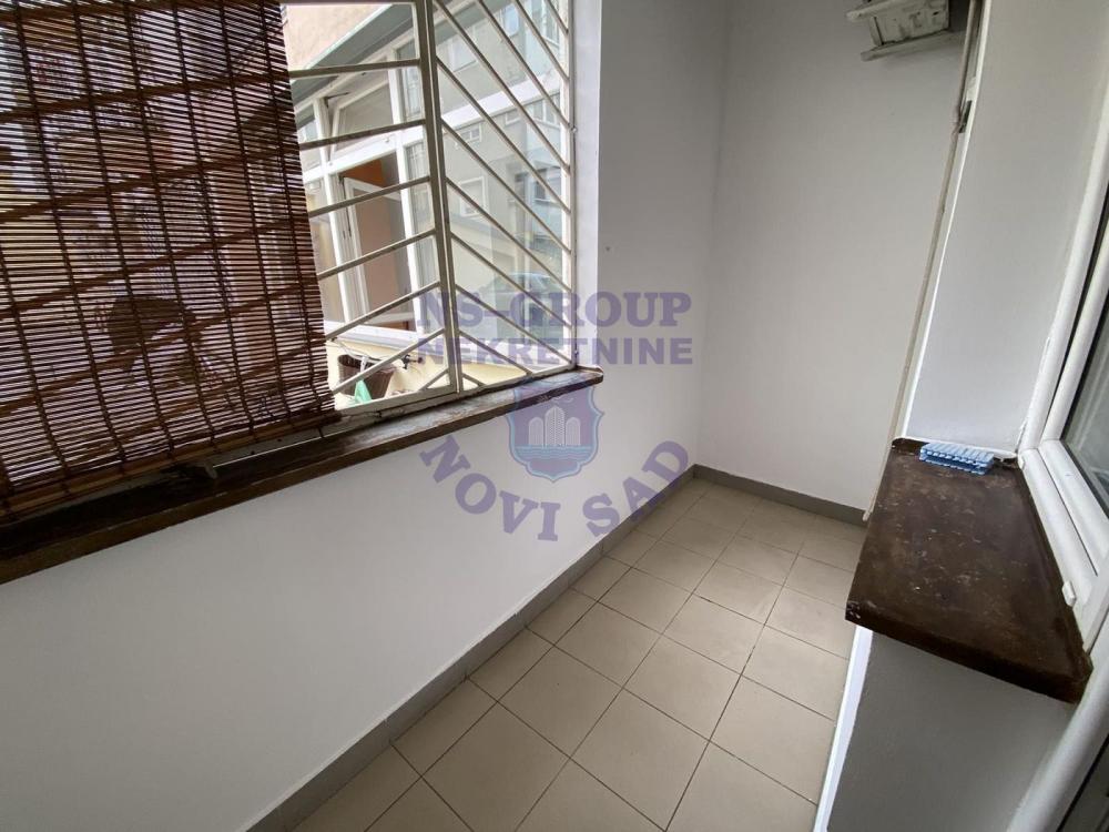 Slika 0 - Prodaja stana, 20m2, Ćirpanova Novi Sad, ima lift