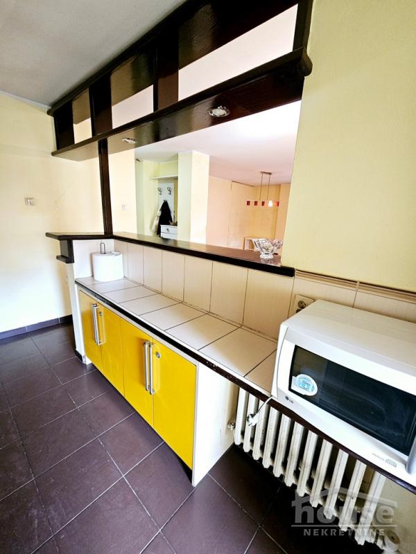 Slika 6 - Stan,NOVI SAD,NOVO NASELJE ŠONSI,kv: 78.00, € 174750, ID: 1064600