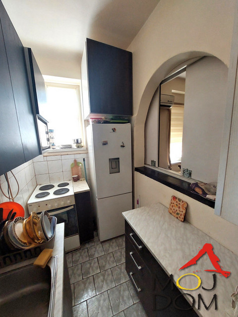 Slika 4 - Stan,NOVI SAD,CENTAR,kv: 33, € 110000, ID: 1030963