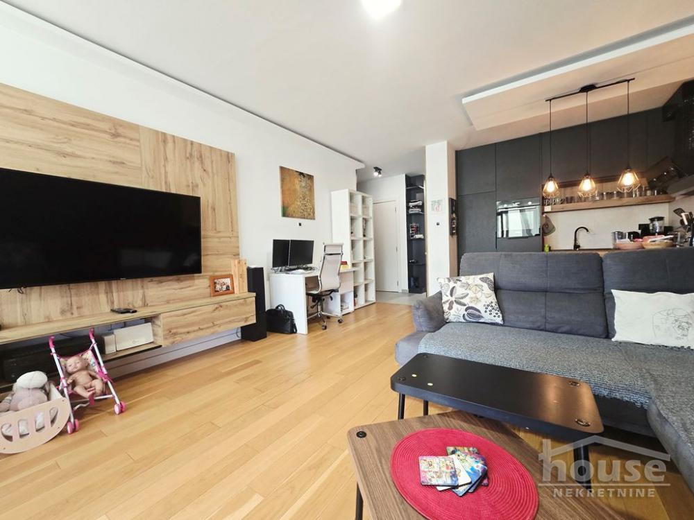 Slika 5 - Stan,NOVI SAD,BULEVAR PATRIJARHA PAVLA,kv: 74.00, € 218300, ID: 1064545